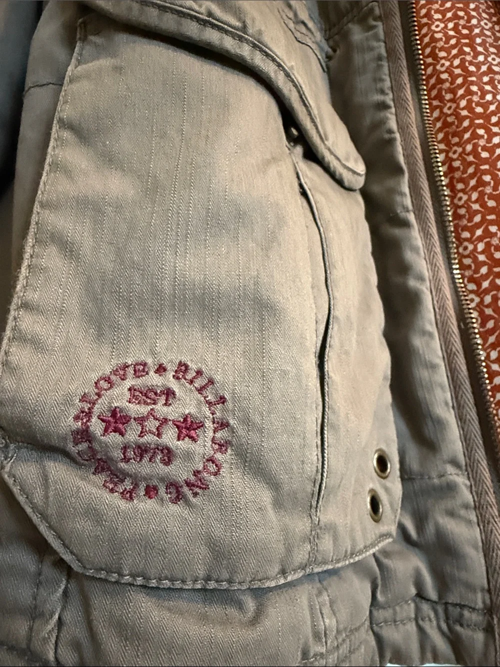 Billabong Gray Quilted Hooded Jacket with Rust Patterned Lining